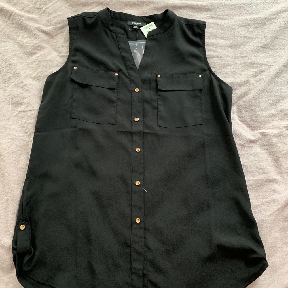 Premise Studio Black Button-Up Blouse